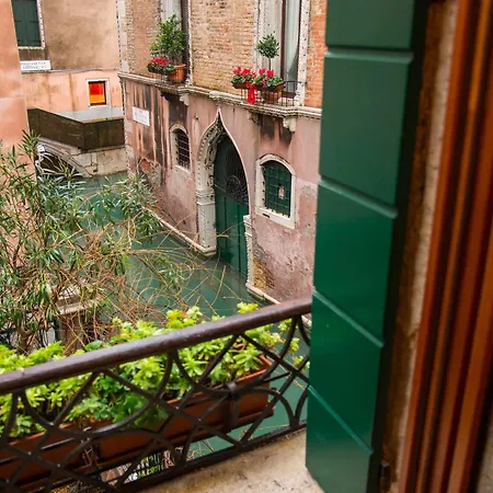 Fenice Apartment Venice